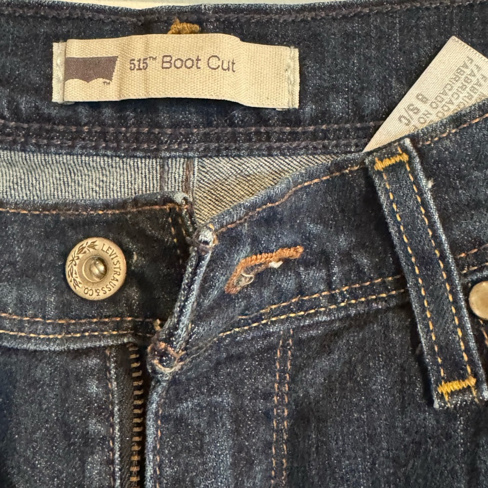 Classic Levis 513 Bootcut Women's Jeans